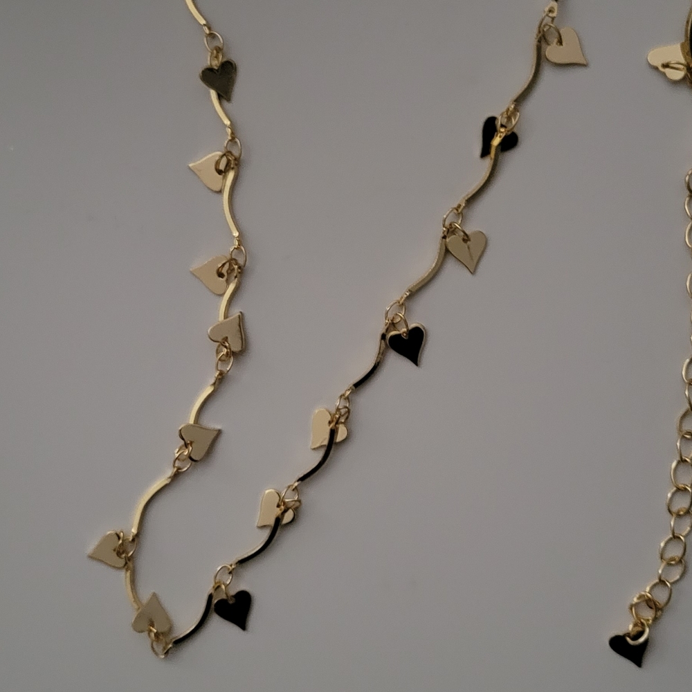Gold heart Choker - Picture 5 of 10
